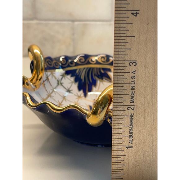 Vintage Blue White and Gold Porcelain China Floral Candy Dish - Picture 9 of 9